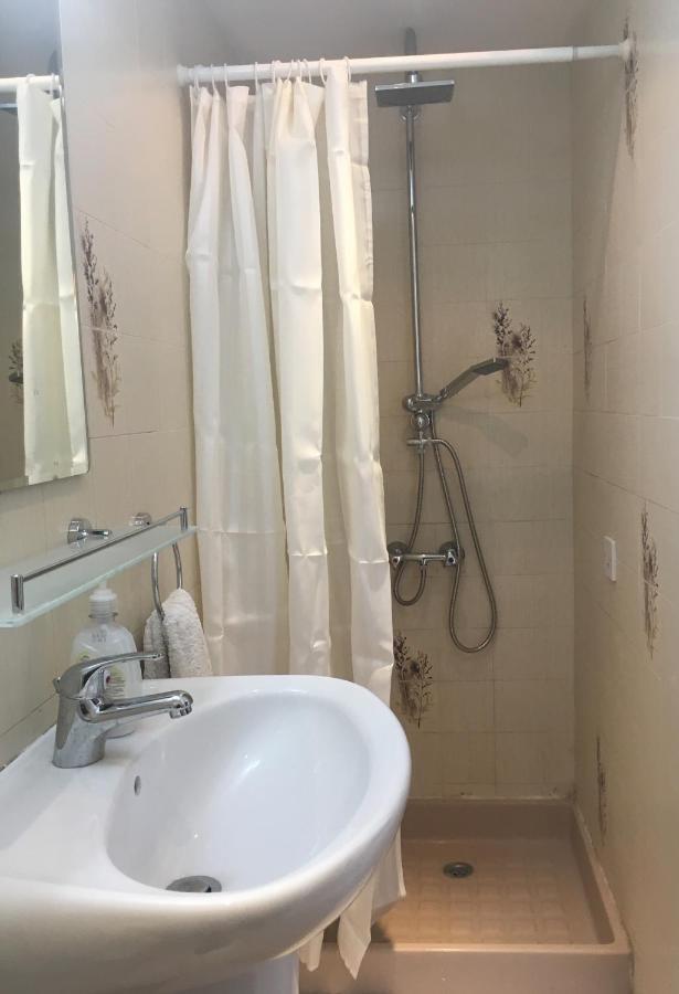 Apartment Studio 310 *